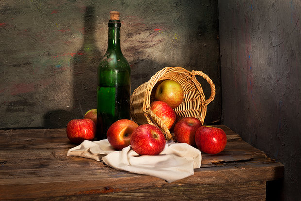 Mos Merab Samii - Apples in the Basket