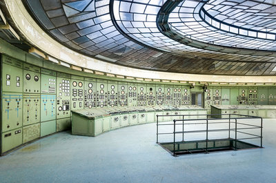 Roman Robroek - Art Deco Control Room