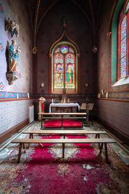 Roman Robroek - Private Chapel