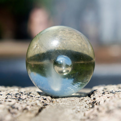 Peter van de Wijngaart - Lost a marble in Central Park